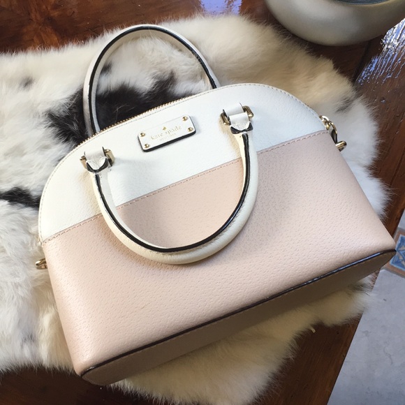 💘Kate Spade Small Carli NWOT💘 - Picture 1 of 8